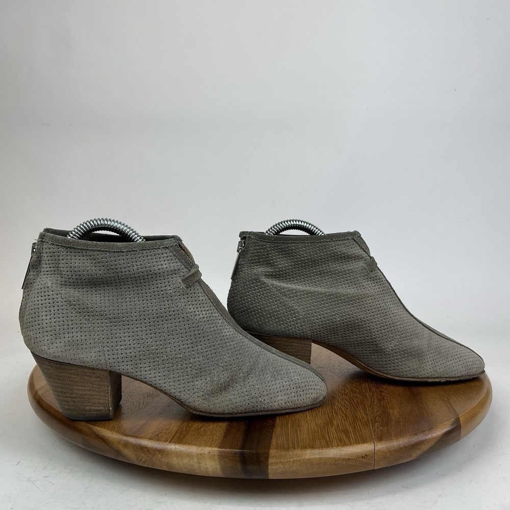Womens Aquatalia Marvin K Gray Perforated Suede Ankle Boots Booties Size 5.5 M